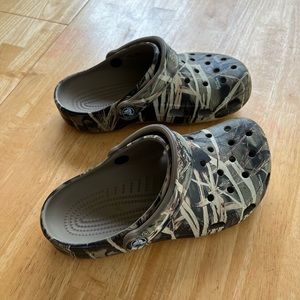Unisex Classic Camouflage Crocs